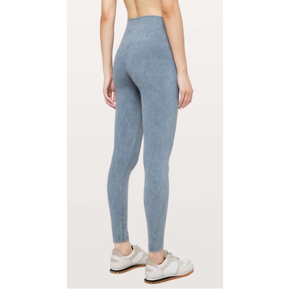 Lululemon nwot Size 2 Wunder Under High-Rise Tight Washed Moon Blue - Picture 3 of 16